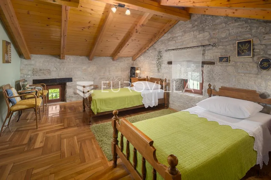 tinjan, prekrasna kamena vila u srcu istre - slika 17