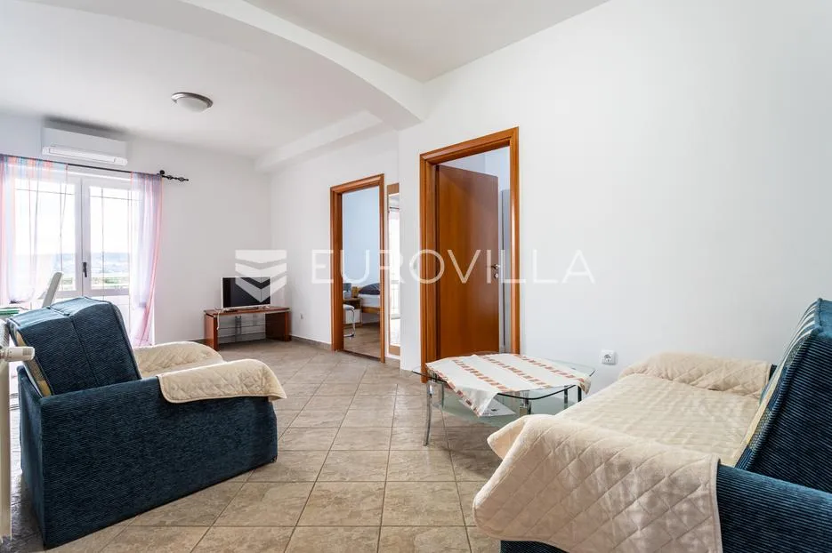 primošten, prekrasna villa sa velikim bazenom - slika 10