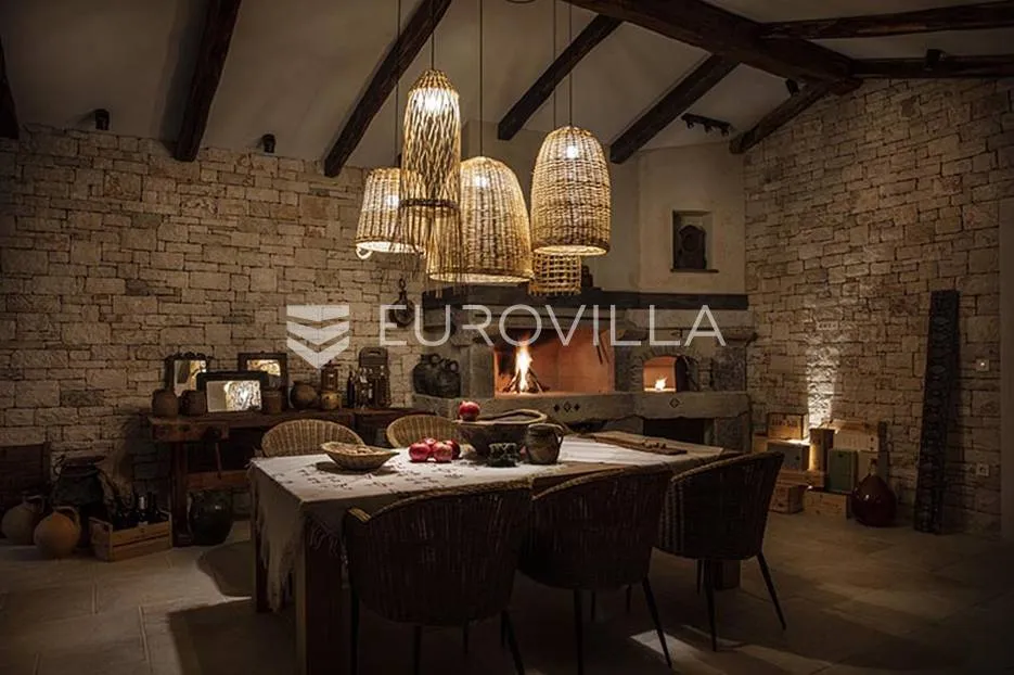 istra, kanfanar, komplex prekrasnih kamenih kuća 1561 m2 na velikoj okućnici - slika 32