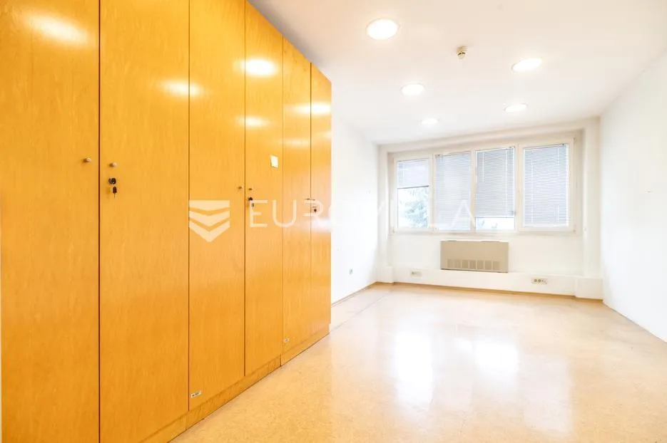 zagreb, savica, poslovni prostor uredske namjene 452 m² na 2. katu poslovne zgrade - slika 5