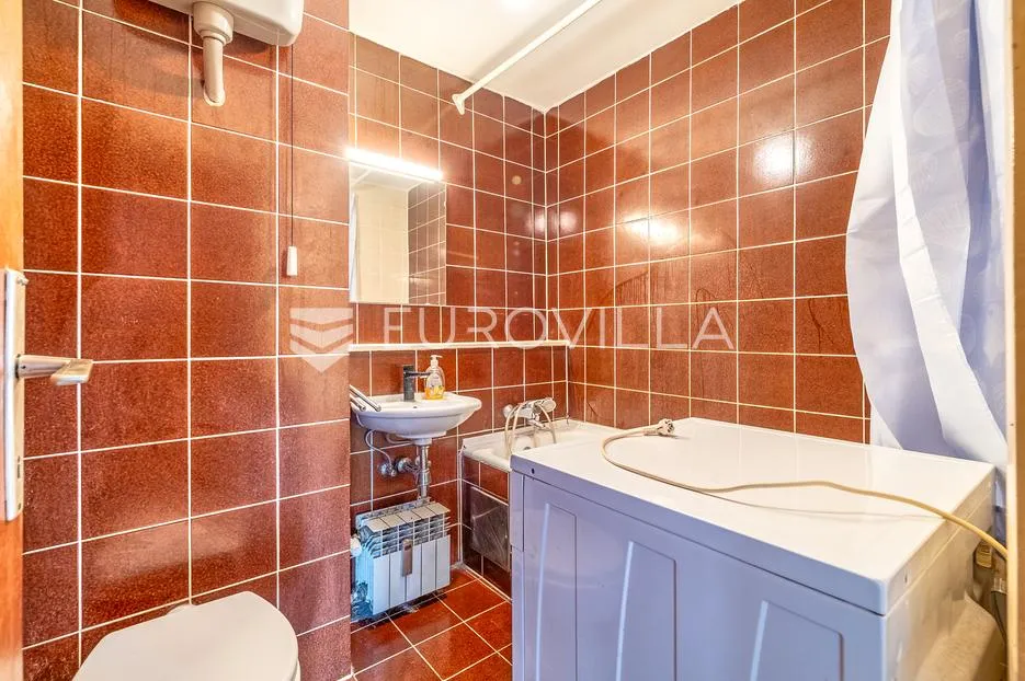 zagreb, dugave, trosoban stan 66 m² na 3. katu stambene zgrade - slika 7
