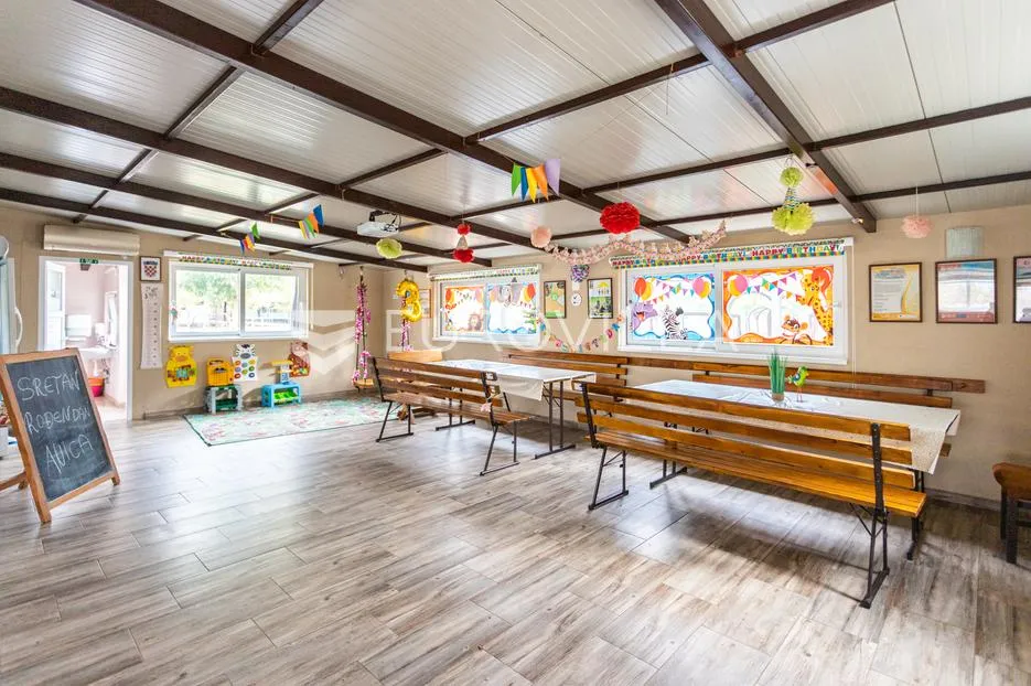 dubrava kod šibenika, uhodani konjički klub na parceli od 20.000,00 m² - slika 21