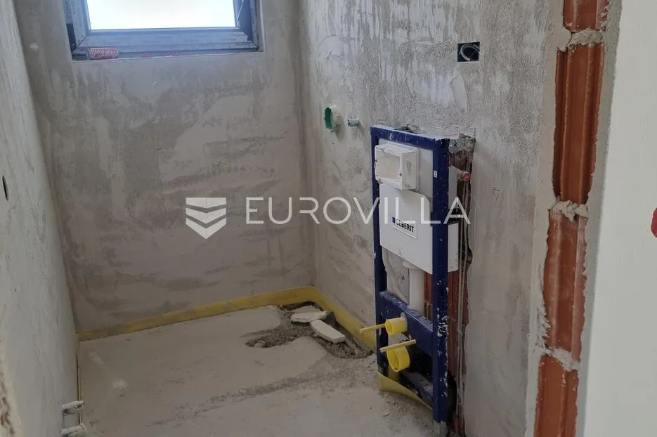 vodice, moderna kuća s bazenom, 190,58 m² - slika 20
