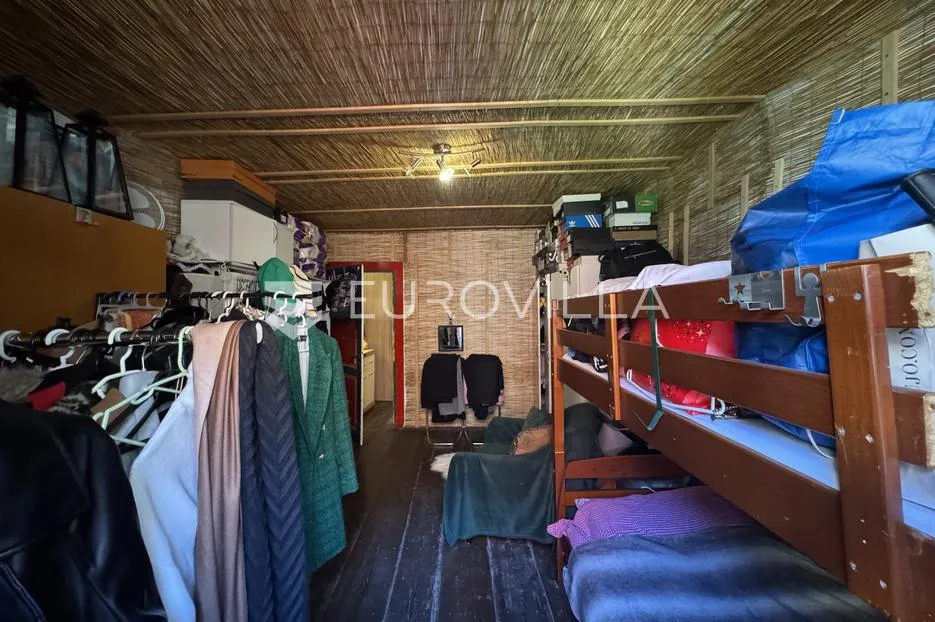 istra, rovinj, kamena kuća 100m2 na 3 etaže na 30 metara od mora - slika 9