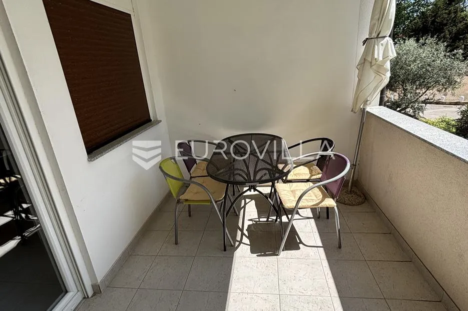 medulin, apartmanska kuća sa sedam stanova na mirnoj lokaciji - slika 33