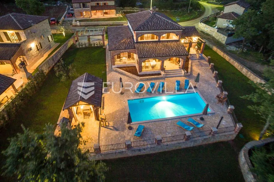 istra, višnjan, autentična istarska kamena kuća s bazenom i velikom okućnicom - slika 40
