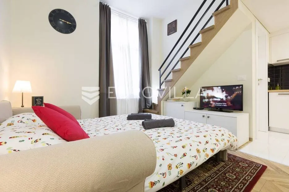 strogi centar, studio apartman 36 m2 - slika 5