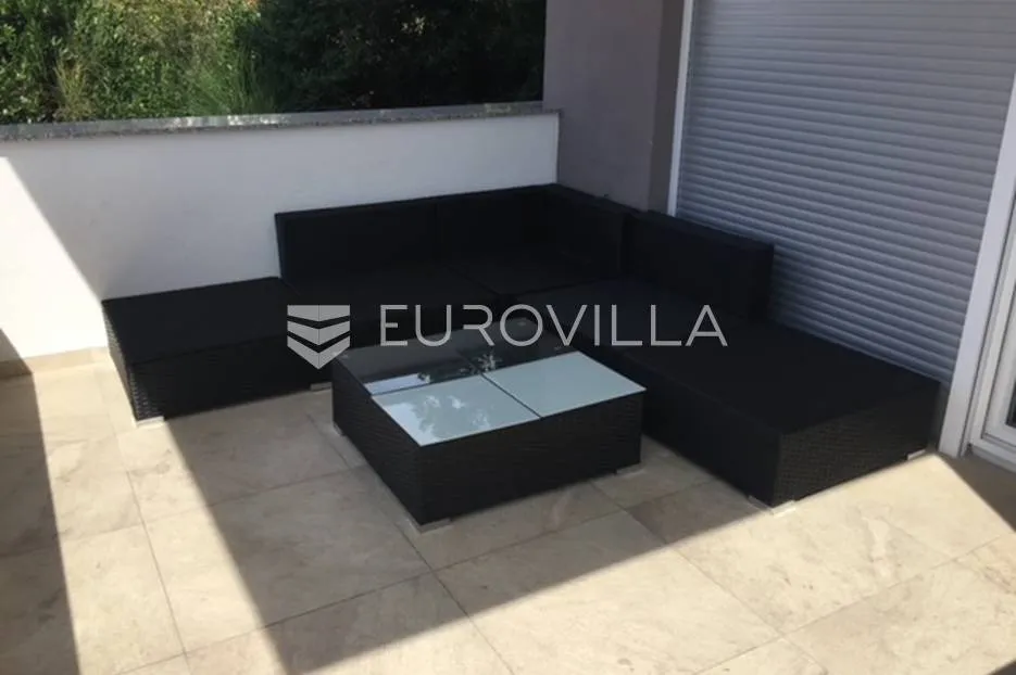 pag, novalja, moderni trosobni stan 80m2 u prizemlju, novogradnja - slika 3
