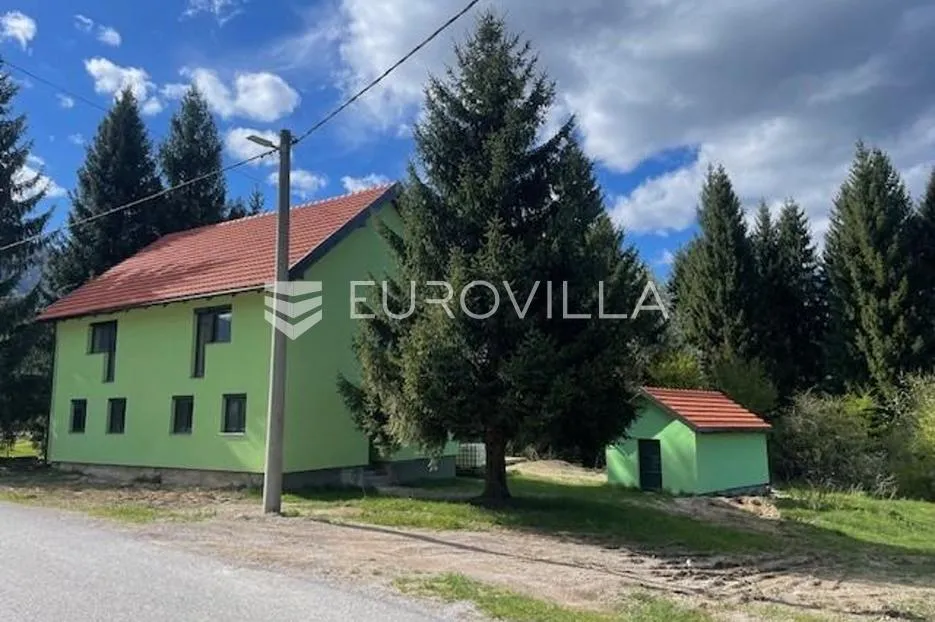 ogulin, bjelolasica, kompletno adaptirana kuća 260 m² - slika 4
