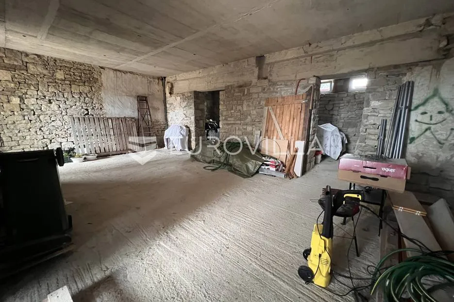istra, buje, kuća u nizu, 187 m² - slika 15