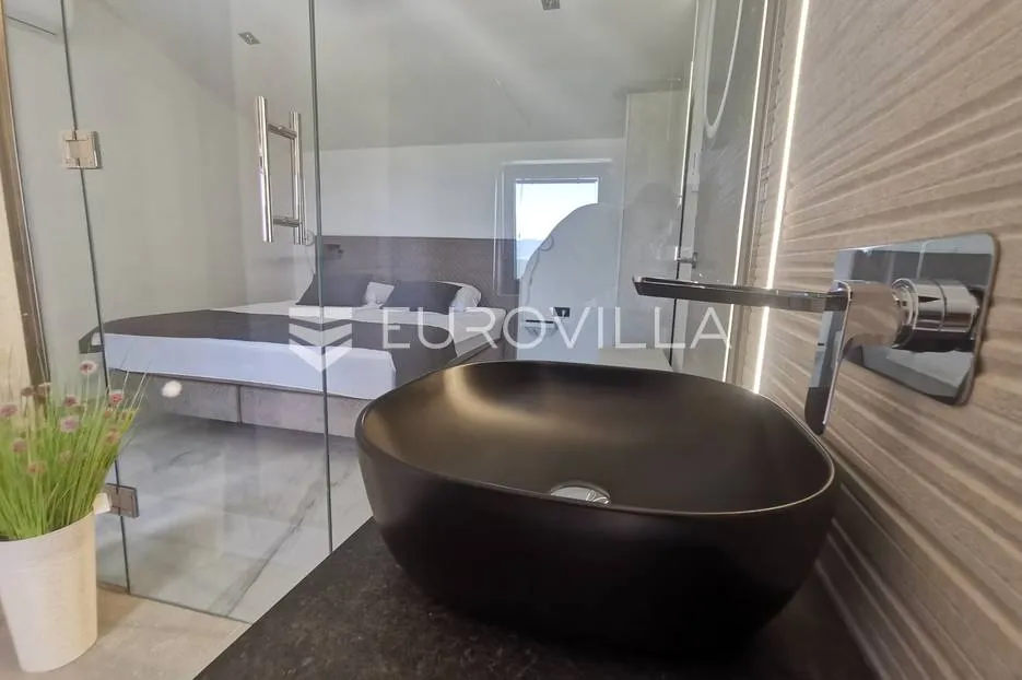 istra, vrh, villa s predivnim panoramskim pogledom - slika 18