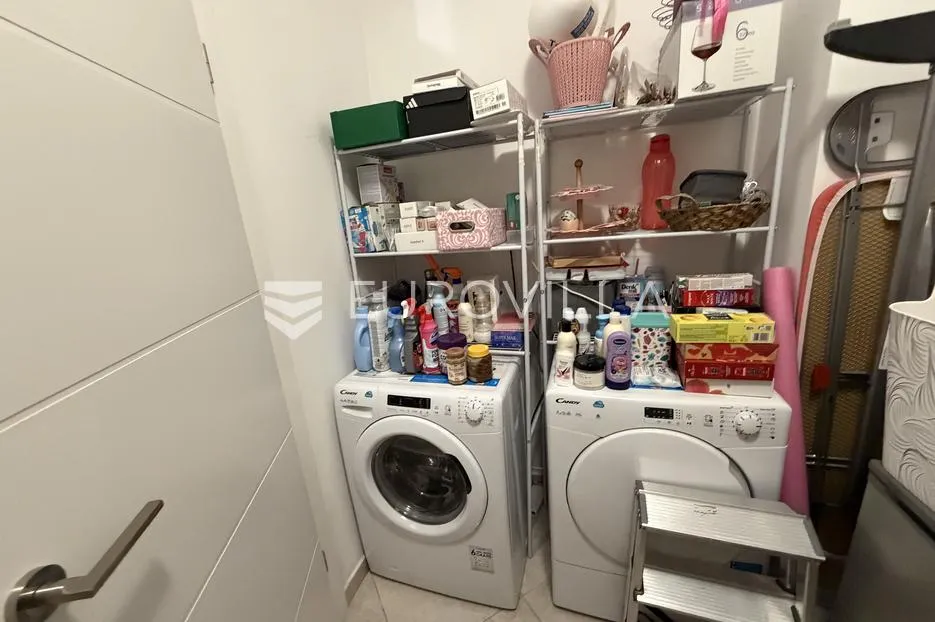 đakovo, moderno uređen trosoban stan s velikom terasom - slika 24