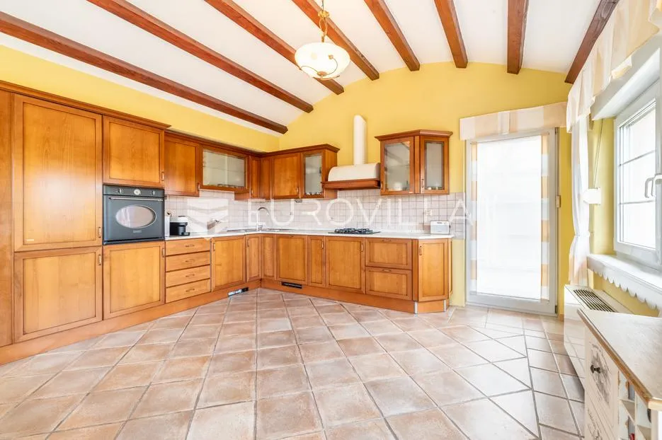 zagreb, pantovčak, vale vouka, četverosoban stan 163 m² garaža vanjsko parkirno mjesto - slika 8