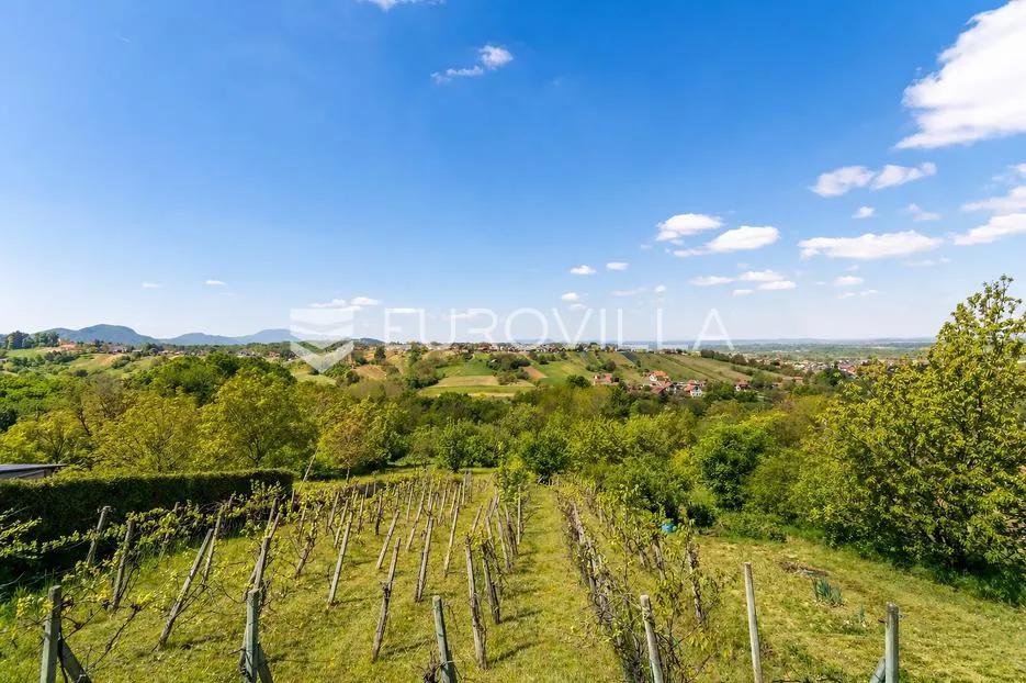 varaždin breg, križanec, simpatična vikend kuća sa prekrasnim pogledom - slika 3