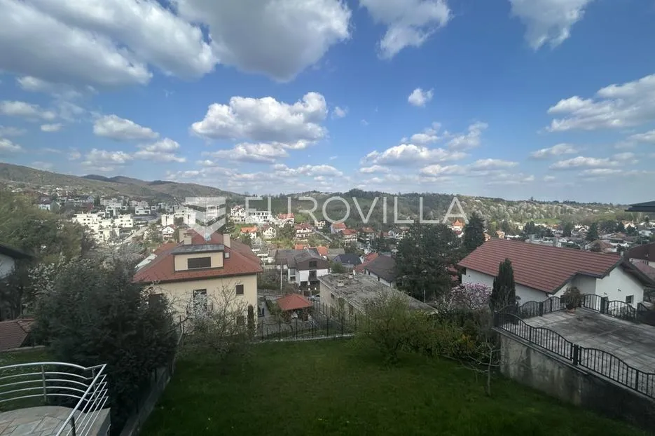 zagreb, mlinovi, odlična obiteljska kuća 300 m2 na parceli od 518 m2, otvoreni panoramski pogled - slika 5