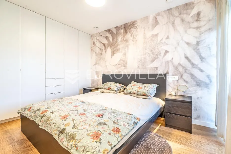 zagreb, trnje, četverosoban stan 75 m² - slika 4