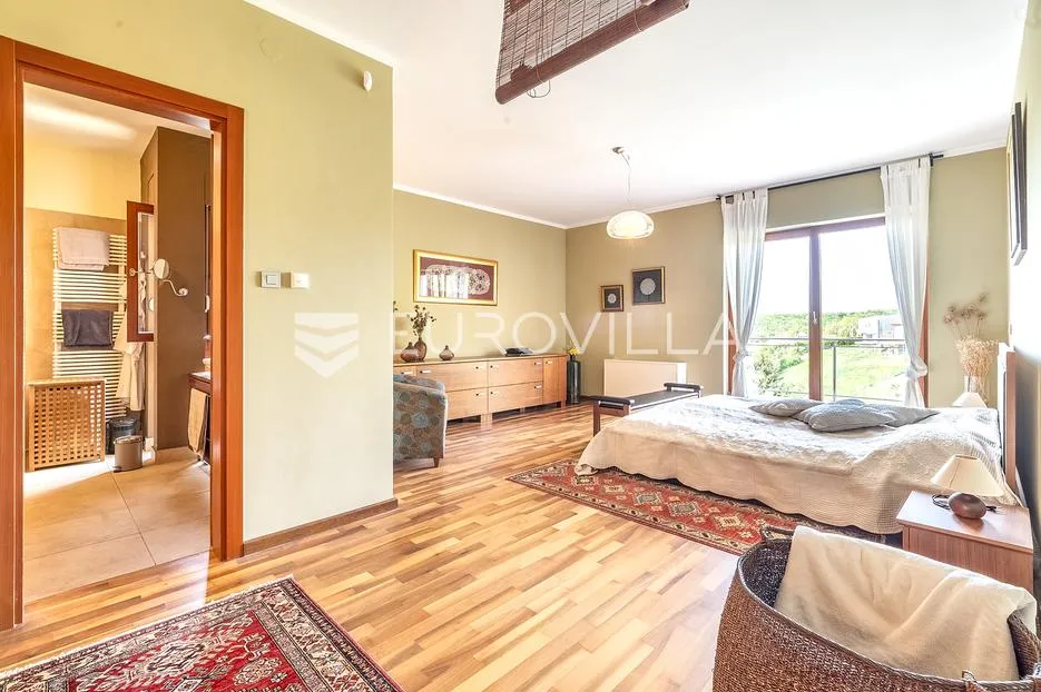 zagreb, granešinski novaki, obiteljska vila s bazenom, 1000 m2 - slika 7