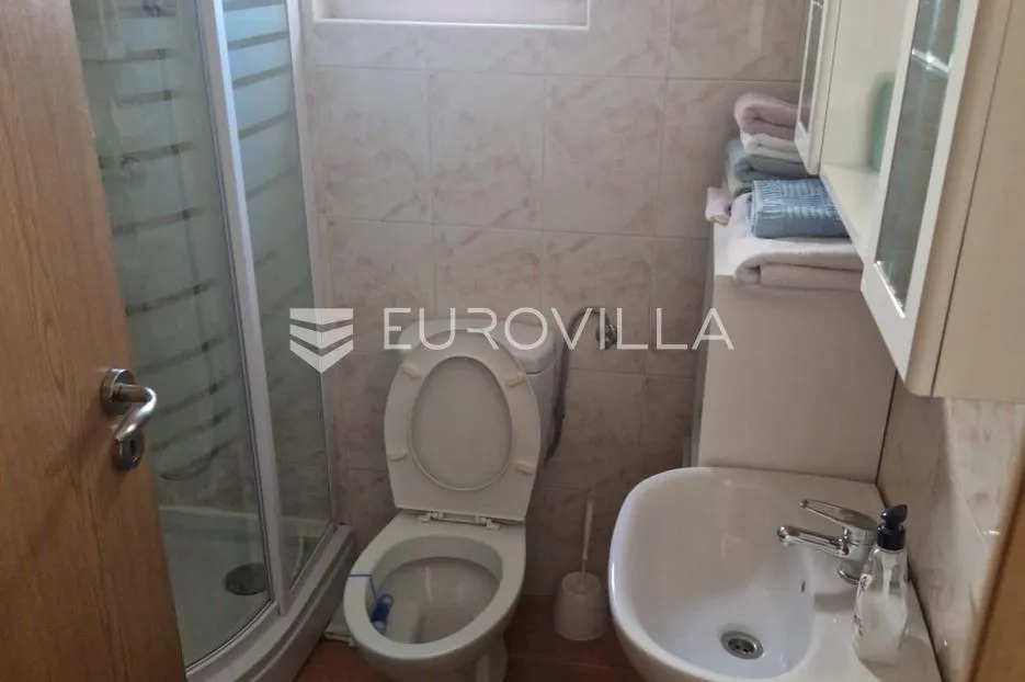 otok pag, pag, namješten dvosoban stan sa spektakularnim pogledom na more - slika 7