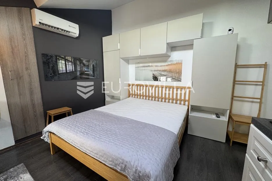 istra, rovinj, funkcionalan studio 19.8 m² na 4. katu u centru grada - slika 5