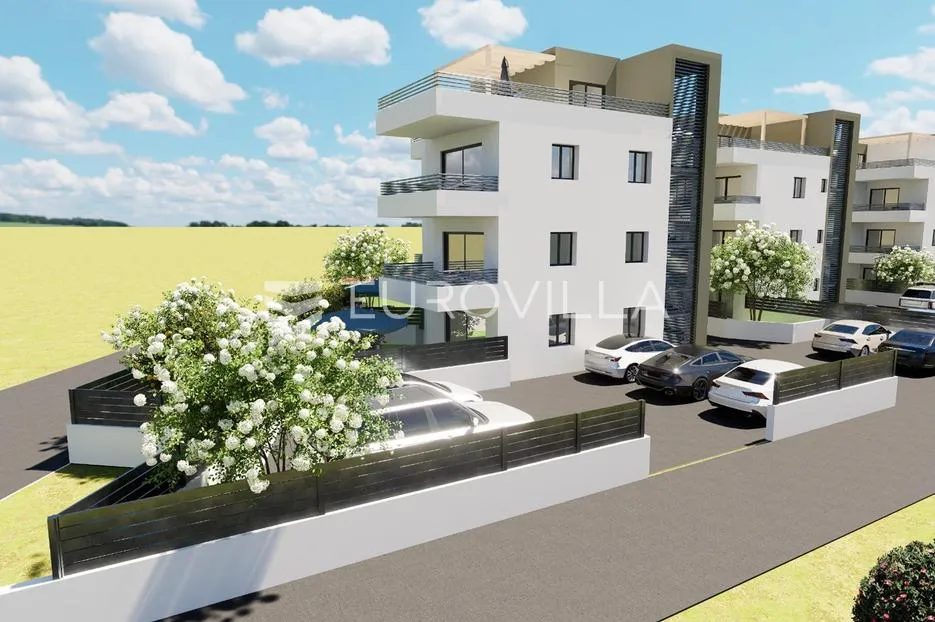 trogir, dvosoban stan na drugom katu s balkonom i parkirnim mjestom - slika 8