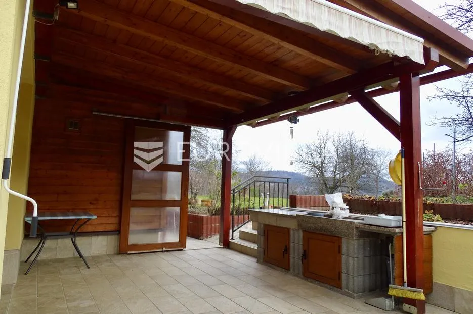 brod moravice, veliko imanje površine 19.448 m² - slika 36