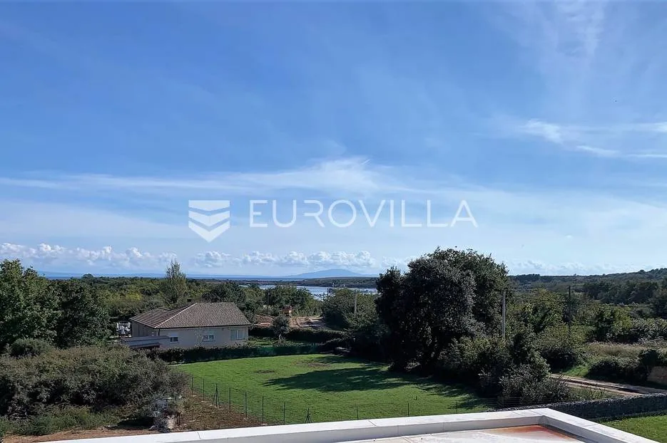 istra, okolica pule, novogradnja vrhunska villa s bazenom 460 m do mora - slika 20