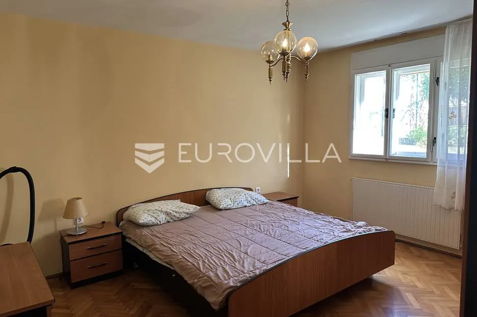 istra, pula - dvojna kuća nkp 150 m2 u neposrednom centru grada - slika 13