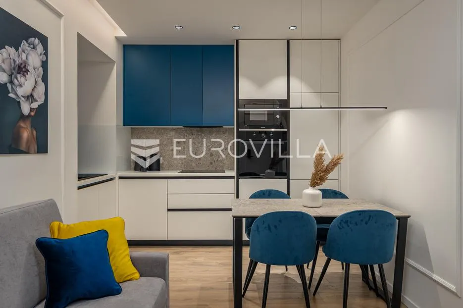 rijeka, centar, novouređen luksuzan stan 98 m² s tri apartmana - slika 1
