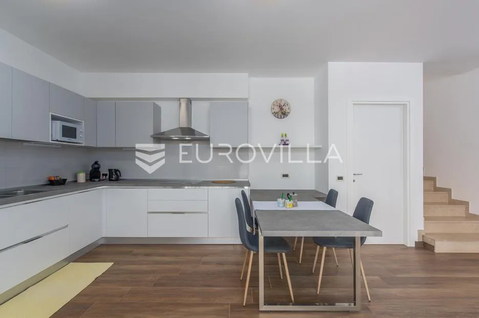 istra, premantura, moderna vila s bazenom na odličnoj lokaciji 500 m od mora - slika 13