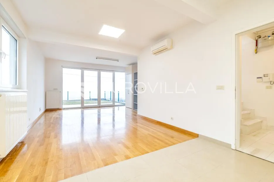zagreb, gajnice, poslovna zgrada novije gradnje s tri stana, vrtom, ostavom i garažom, 453 m² - slika 3