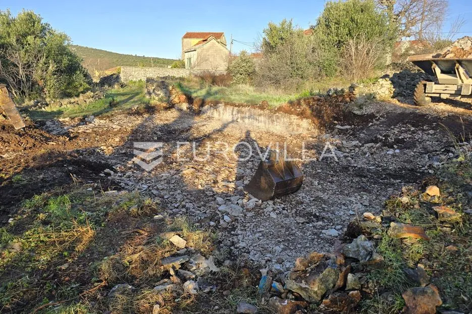 marina, vinišće, zemljište s dozvolom, 200 m² - slika 10