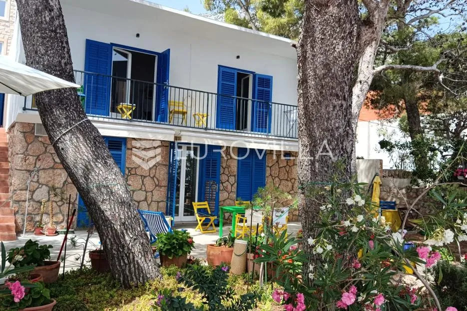 Hvar, lijepa kuća na južnoj strani otoka 1.red uz more - Sveta Nedjelja