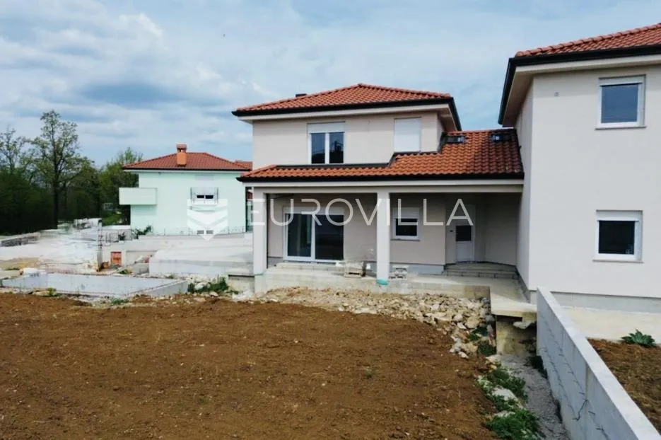 matulji, mučići, moderna dvojna kuća s bazenom i velikom okućnicom 711 m², četverosoban stan 212 m² - slika 4