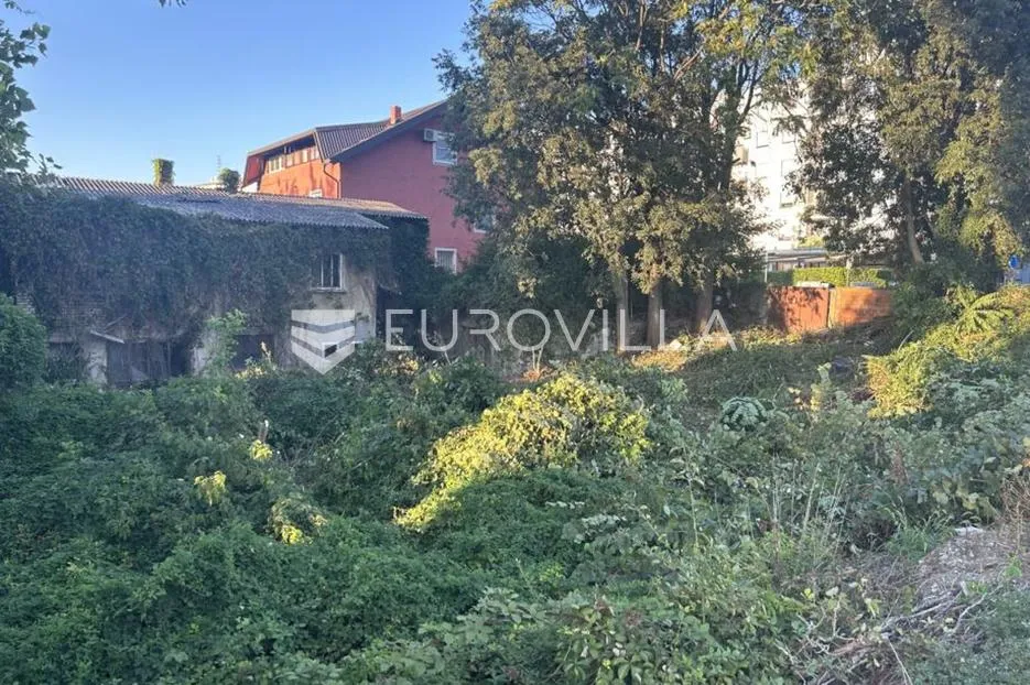 zagreb, remetinec, građevinsko zemljište 903 m² s legaliziranim objektom - slika 4