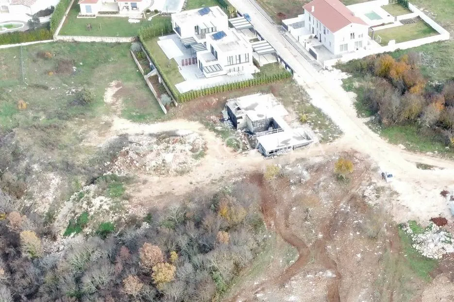 bale, atraktivno građevinsko zemljište 1295 m2 sa svim dozvolama - slika 26
