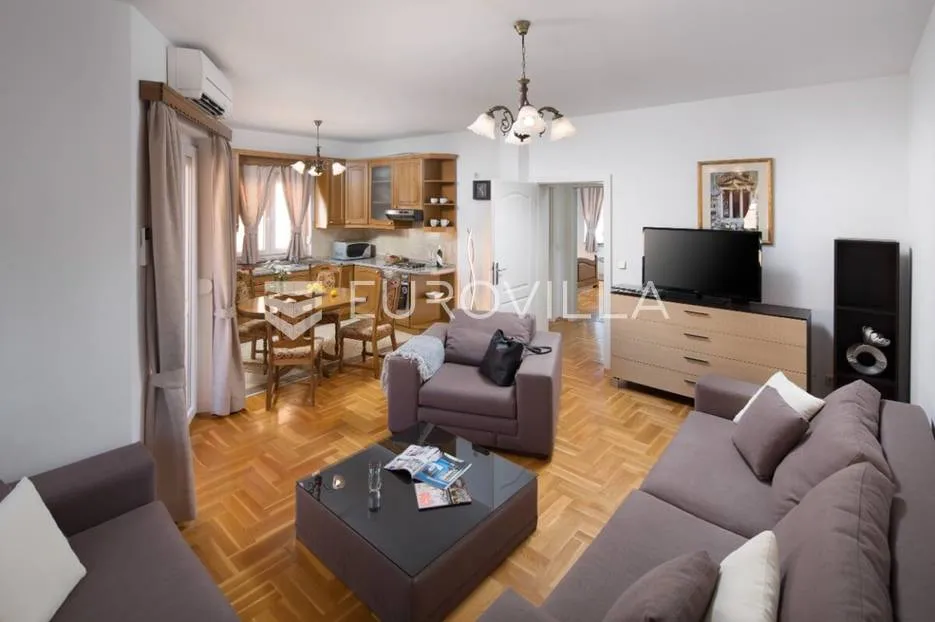 istra, medulin, prostrani uređeni stan 70,47 m² s dvije spavaće sobe - slika 4