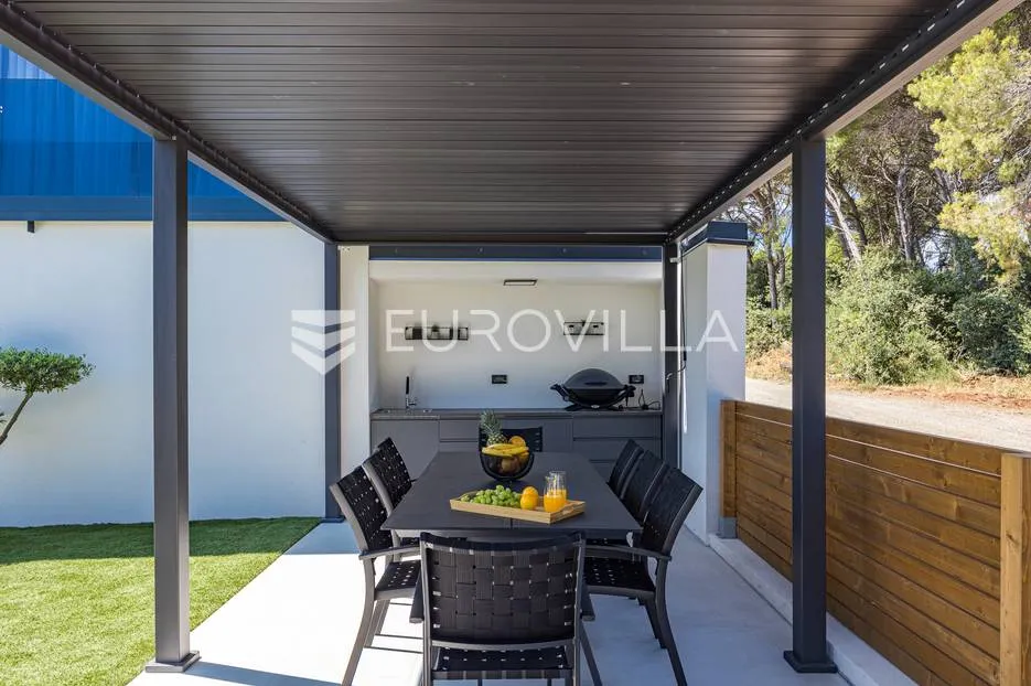 istra, medulin, prekrasna moderna dvojna vila 220 m² - slika 128