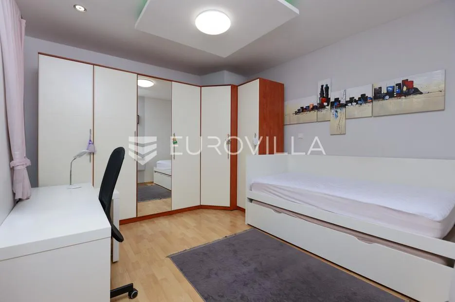 rijeka, škurinje, uredan dvosoban stan 31 m², odlična prilika za investiciju ili studente - slika 5