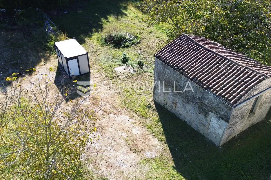 pićan - starina s poljoprivrednim zemljištem na mirnoj lokaciji - slika 2