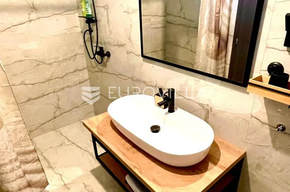 istra, kanfanar, uređen funkcionalan jednosoban stan 90 m² u prizemlju - slika 5