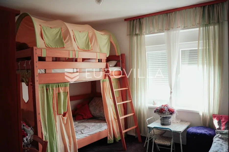 nuštar, prostrana obiteljska kuća 280 m², na zemljištu od 5684 m² - slika 18