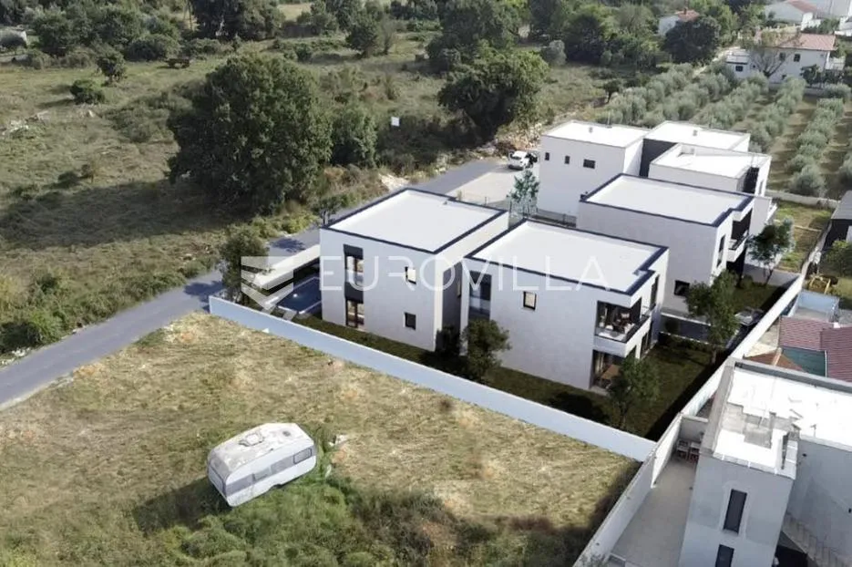 istra, medulin, samostojeća kuća na idealnoj lokaciji, prilika - slika 6