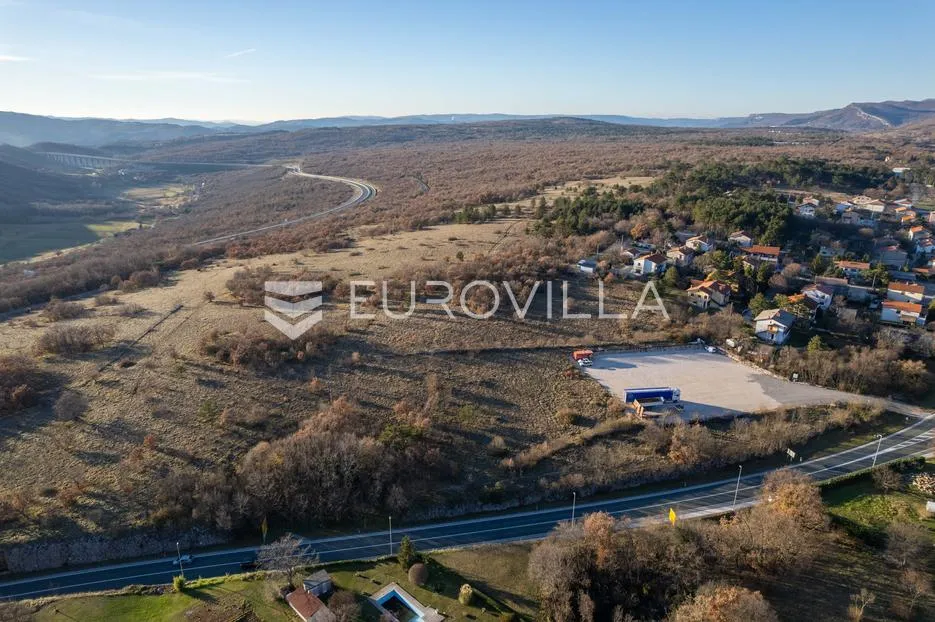 istra, lupoglav: građevinsko zemljište s potencijalom - slika 5