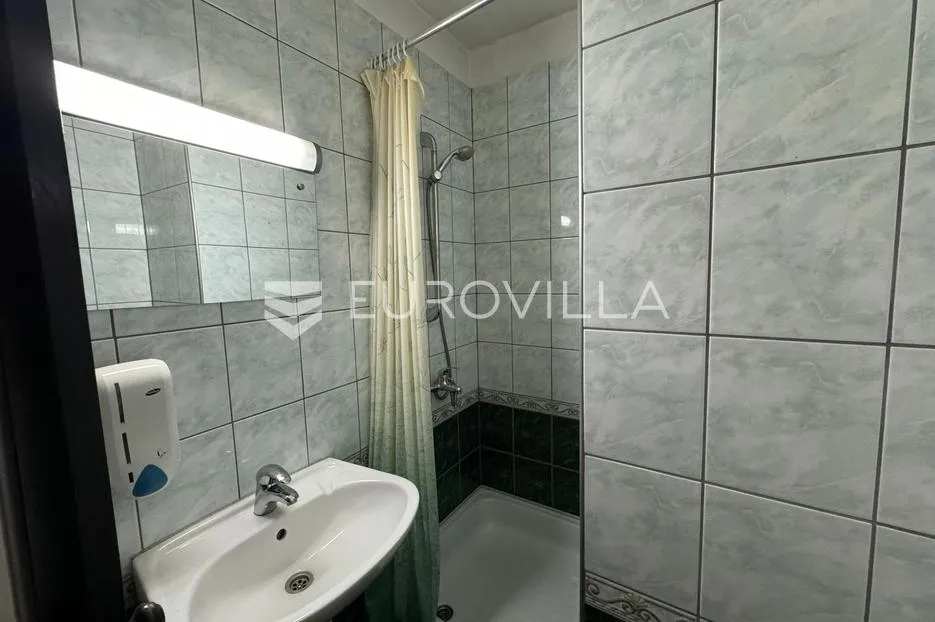 vrpolje, kvalitetna višenamjenska zgrada od 800 m² - slika 22