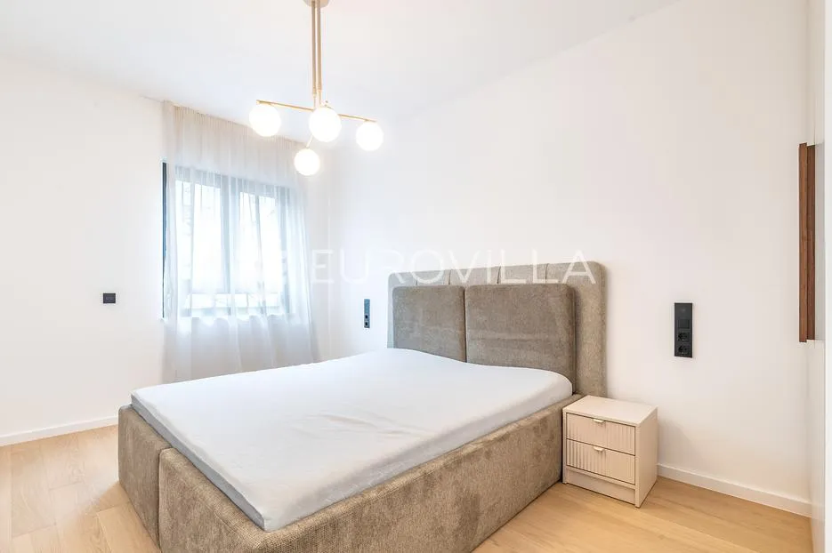 zagreb, kvaternikov trg, atraktivan dvosoban stan, 58 m² - slika 3