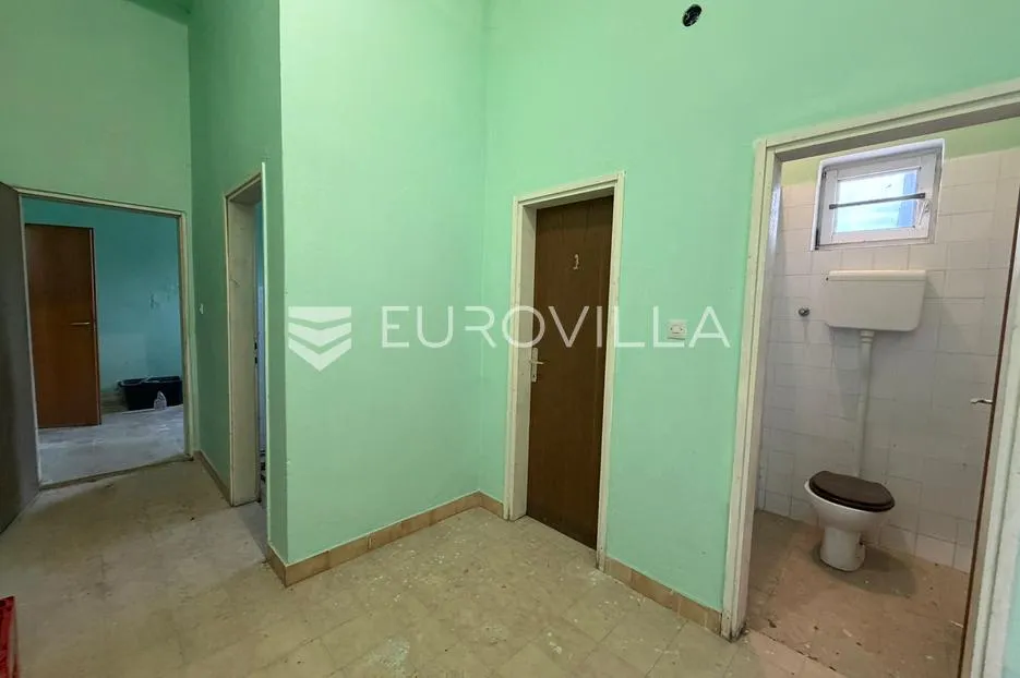 viškovci, proizvodno, skladišna hala s poslovnim i uredskim prostorima - slika 9