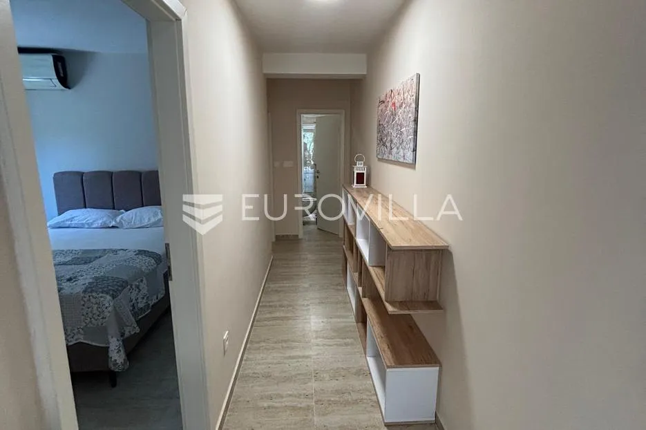 pelješac, orebić, novouređeni apartmani u centru mjesta - slika 4