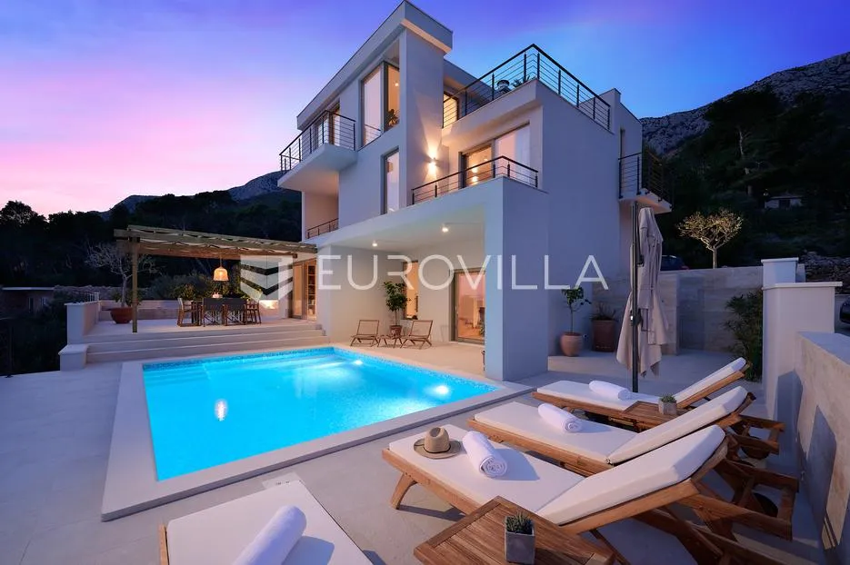 hvar, sveta nedjelja, luksuzna vila na prekrasnoj lokaciji - slika 43