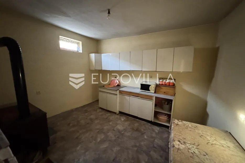 strizivojna, kuća 175 m2 na zemljištu od 2794 m2 - slika 9