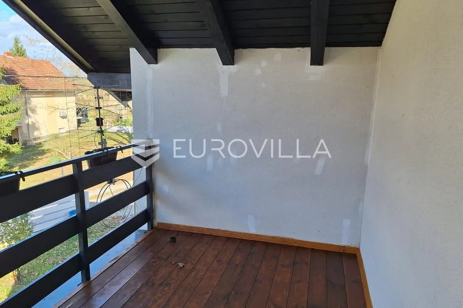 lasinja, kuća 120 m², novouređena, mirna lokacija - slika 10
